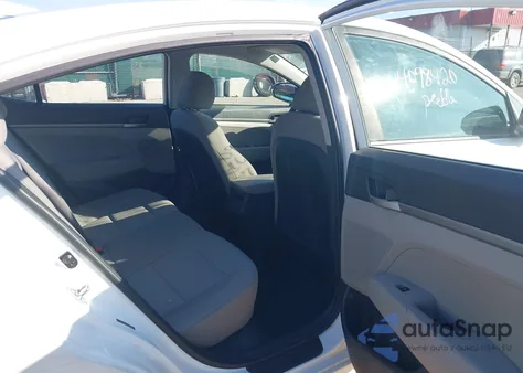 2017 Hyundai Elantra Se z USA, uszkodzony, nr VIN 5NPD74LF5HH156201